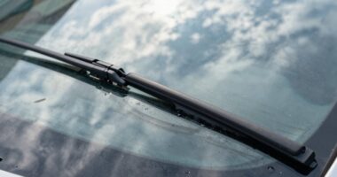 new wipers smear glass